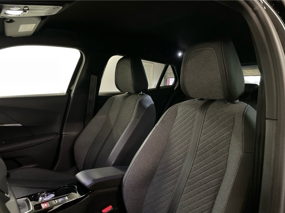 Peugeot 2008 1,2 PureTech 100 Allure 5d