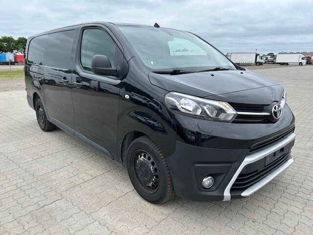 Toyota ProAce 2,0 D 120 Long Comfort Master aut. 4d