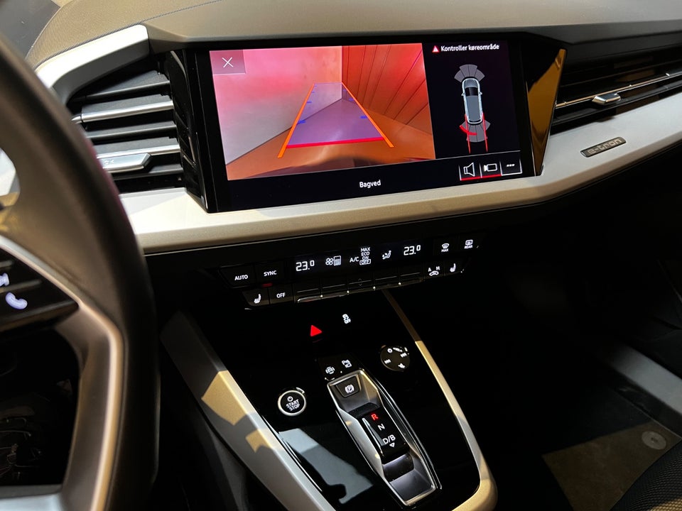 Audi Q4 e-tron 40  5d