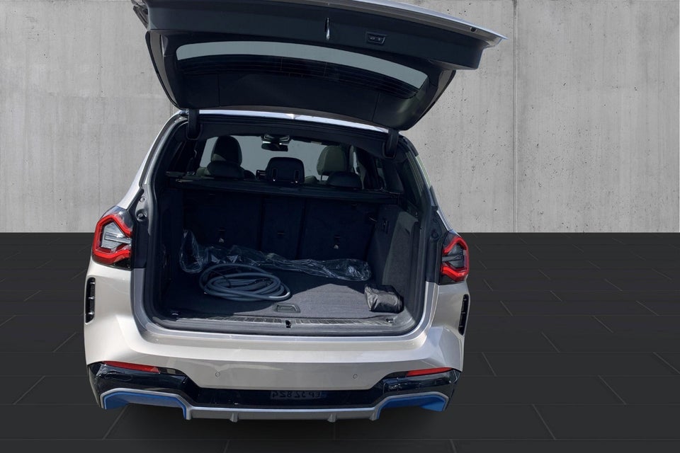 BMW iX3 Charged M-Sport 5d