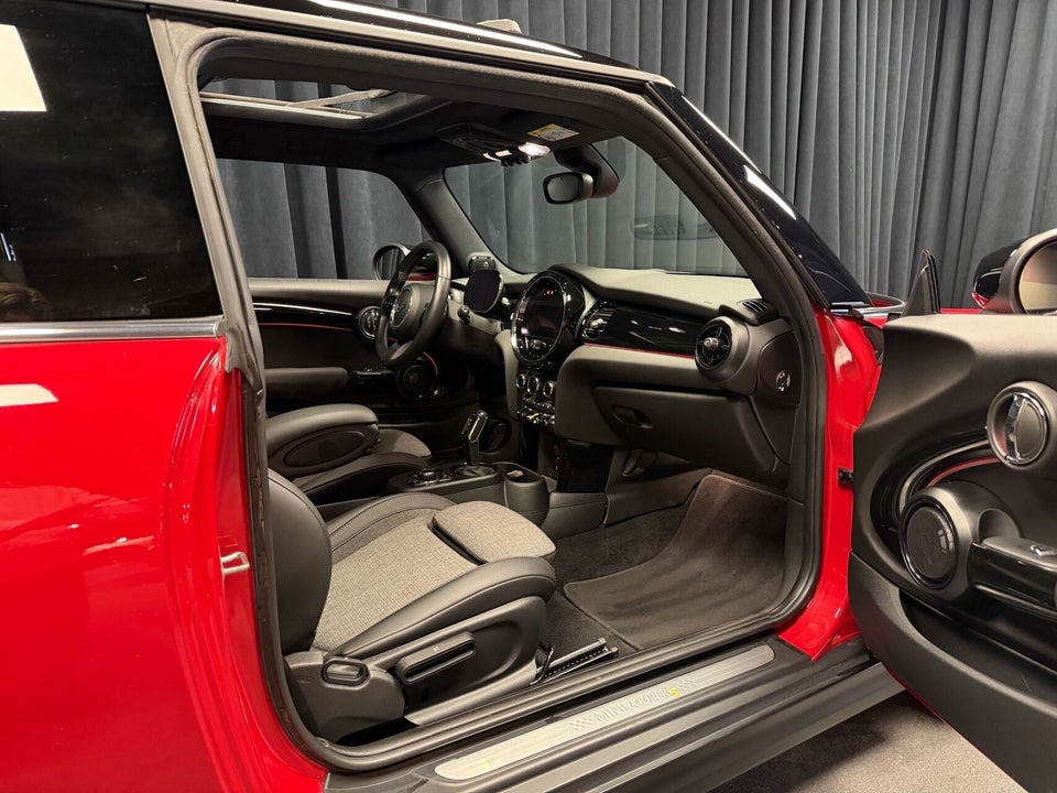 MINI Cooper SE Edition Premium Plus 3d