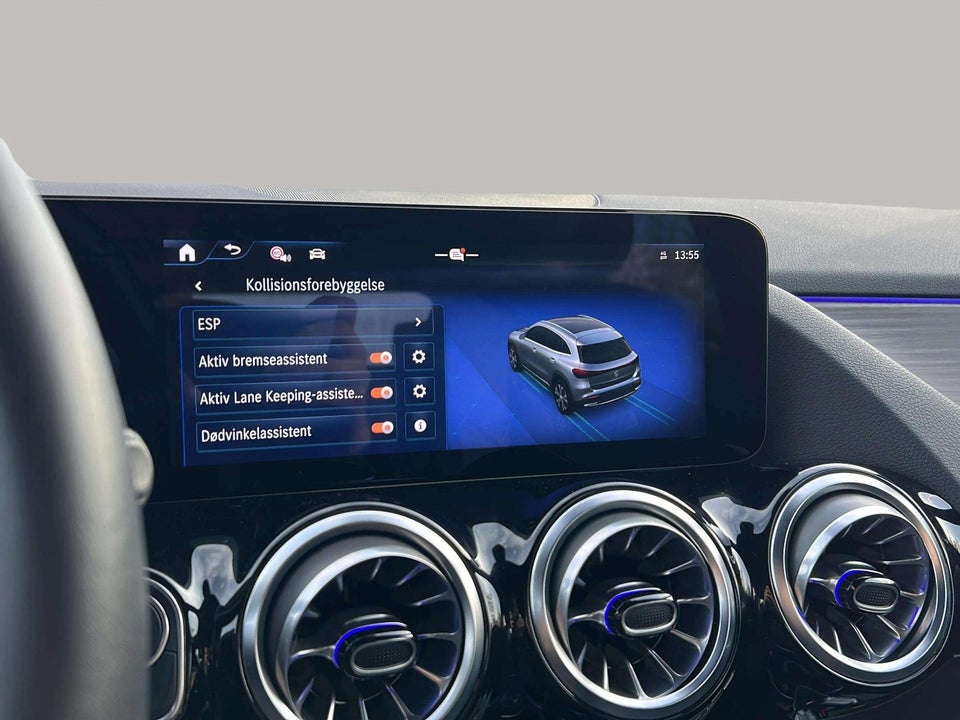 Mercedes EQA300 Progressive 4Matic 5d