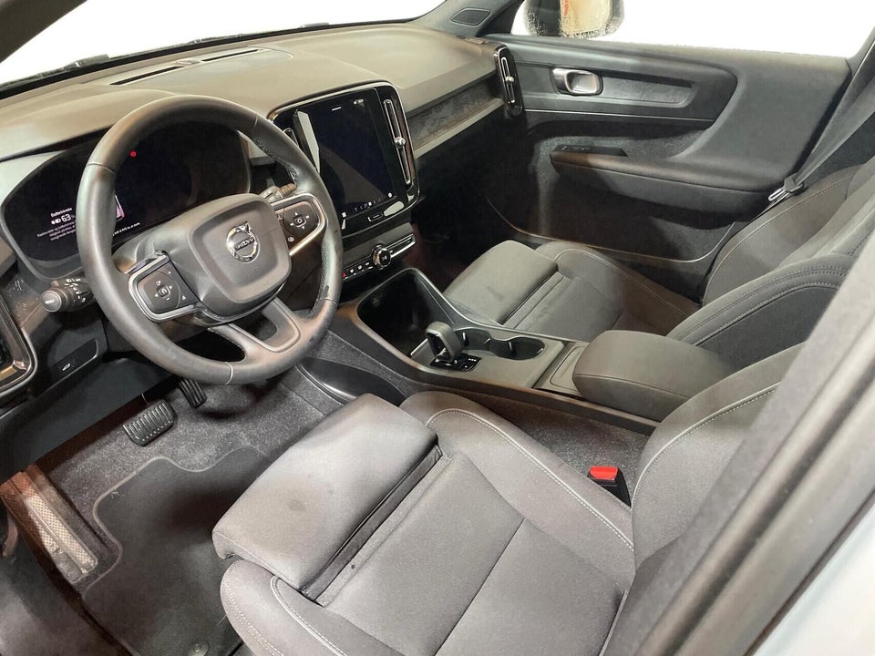 Volvo EX40 Extended Range Core 5d