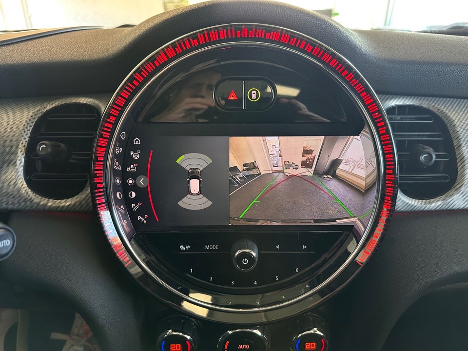 MINI Cooper SE Maximise 3d