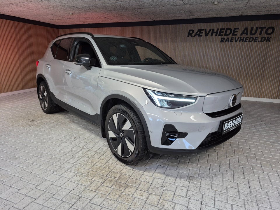 Volvo EX40 Extended Range Plus 5d