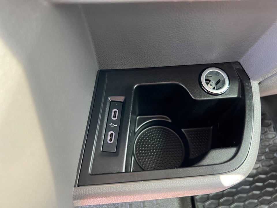 VW Transporter 2,0 TDi 150 Db.Kab m/lad