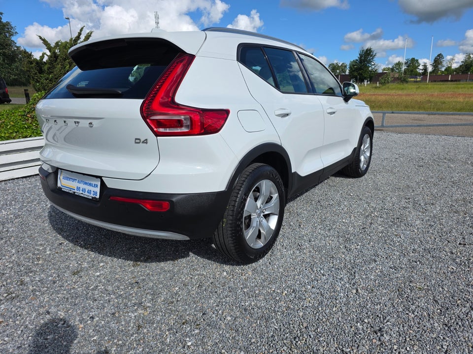 Volvo XC40 2,0 D4 190 Momentum aut. AWD 5d