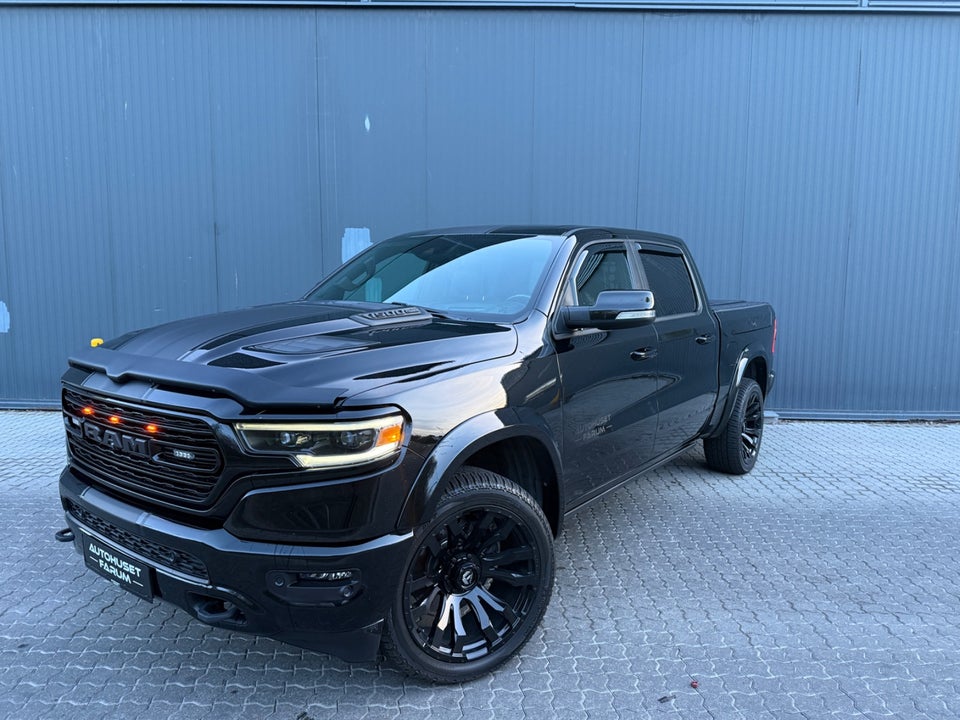 Dodge RAM 1500 5,7 V8 Hemi Limited Night aut. 4d