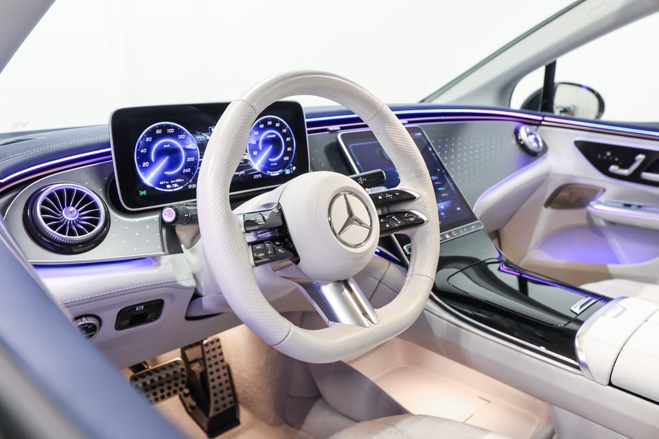 Mercedes EQE350 AMG Line 4d