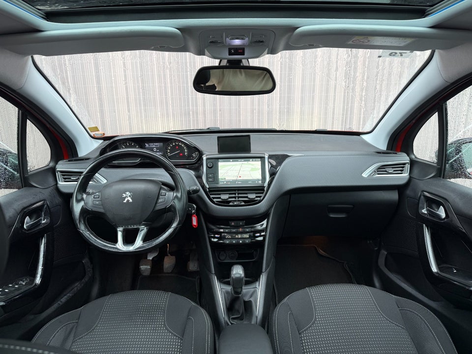Peugeot 208 1,2 VTi 82 Allure 5d