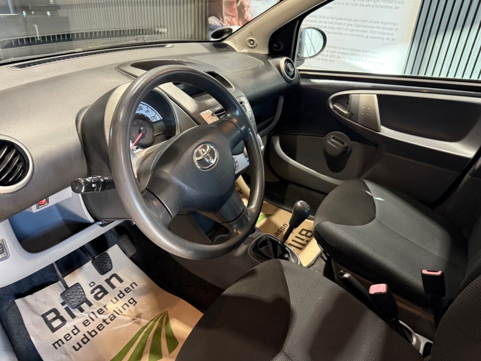 Toyota Aygo 1,0 Plus 5d