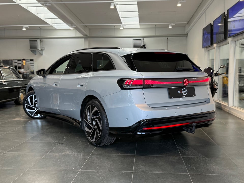 VW ID.7 77 Style Tourer 5d