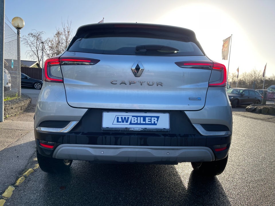 Renault Captur 1,6 E-Tech Intens 5d