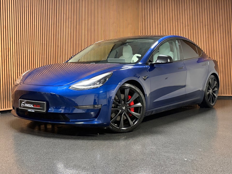 Tesla Model 3 Performance AWD 4d