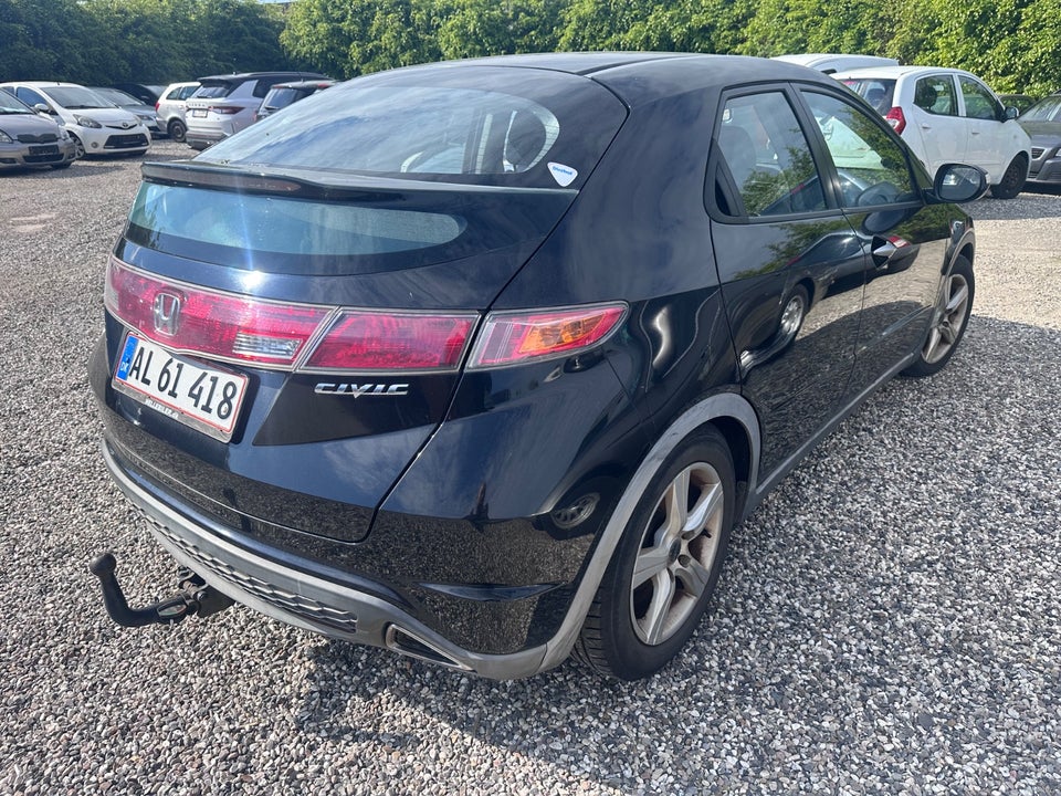 Honda Civic 1,8 Comfort 5d