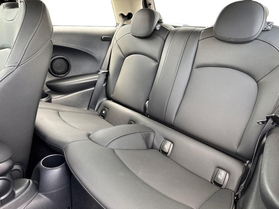 MINI Cooper SE Edition Premium Plus 3d