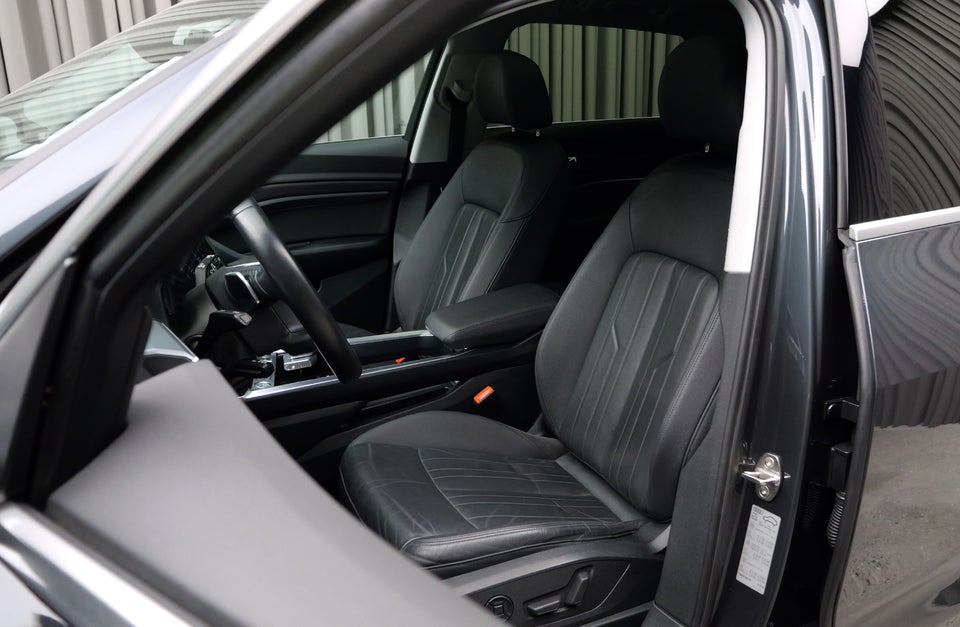 Audi e-tron 55 Advanced quattro 5d