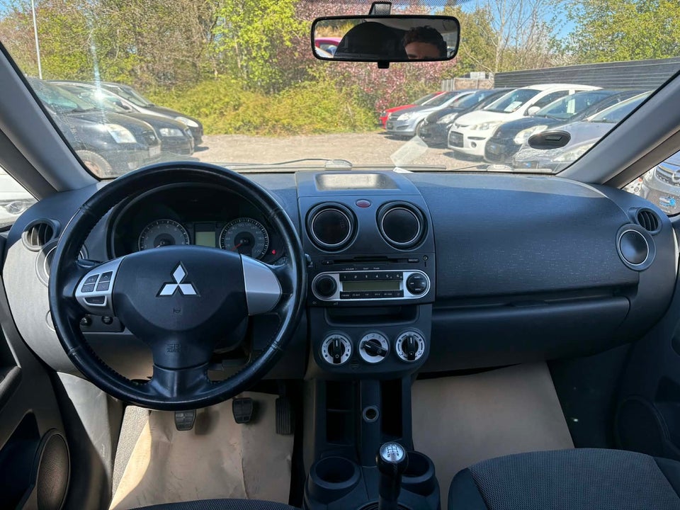 Mitsubishi Colt 1,1 Invite ClearTec 5d