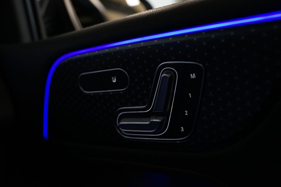 Mercedes EQB300 Progressive Advance Plus 4Matic 5d