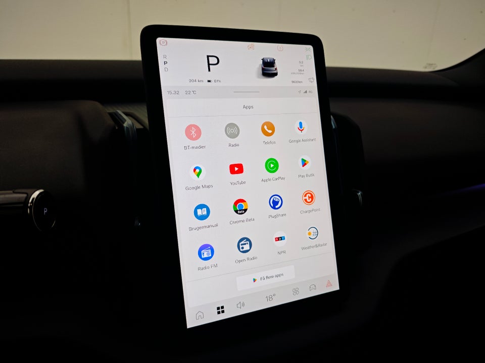 Volvo EX30 Standard Range Plus 5d