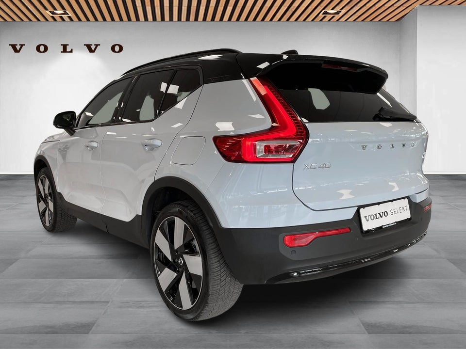 Volvo XC40 ReCharge Extended Range Plus 5d