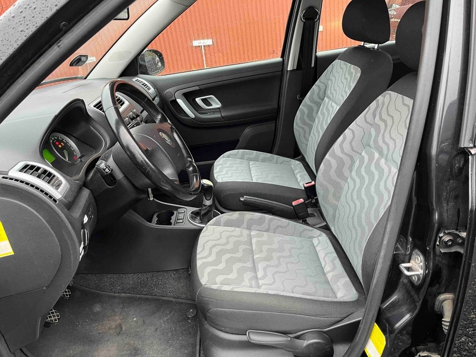 Skoda Fabia 1,6 16V Ambiente 5d