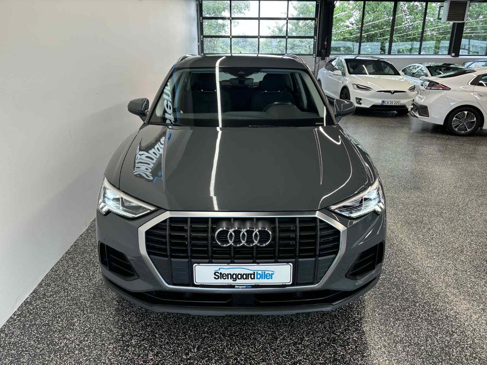 Audi Q3 45 TFSi e Attitude plus S-tr. 5d