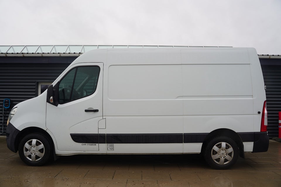 Nissan NV400 2,3 dCi 125 L3H2 Comfort Van
