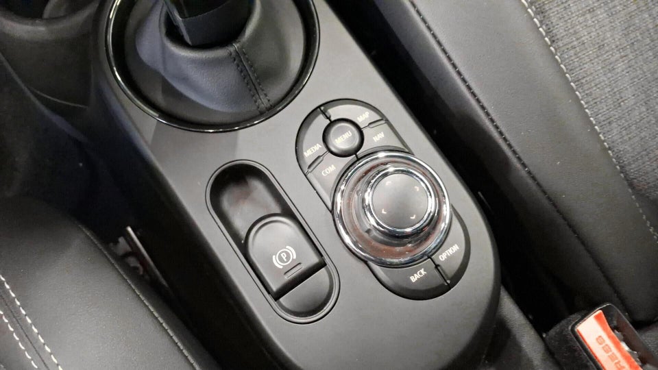 MINI Cooper SE Classic Trim 3d