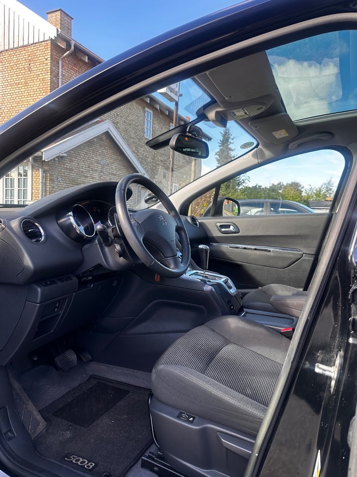 Peugeot 5008 1,6 e-HDi 114 Motion+ ESG 7prs 5d