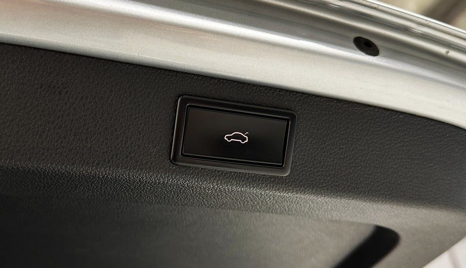 Skoda Superb 1,5 TSi 150 Business Executive Combi DSG 5d