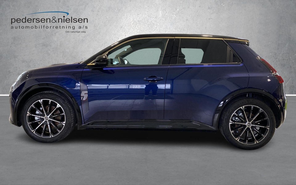 Renault 5 E-Tech 52 Iconic 5d