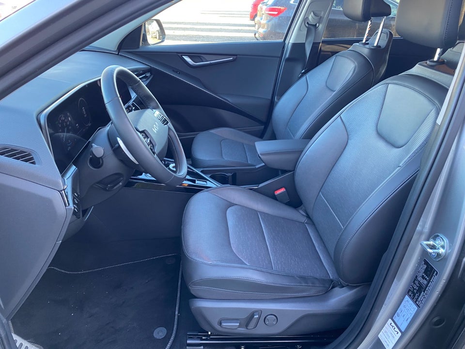 Kia Niro 64 EV Upgrade 5d