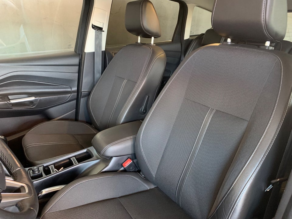 Ford C-MAX 1,0 SCTi 125 Titanium 5d