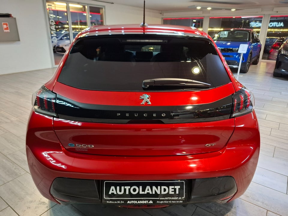 Peugeot e-208 50 GT 5d