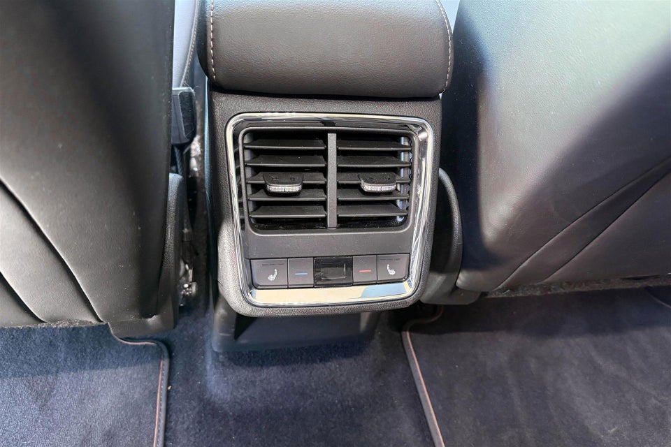 Skoda Enyaq 80 iV Plus 5d