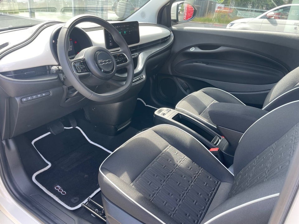 Fiat 500e 42 Icon Pack Cabrio 2d