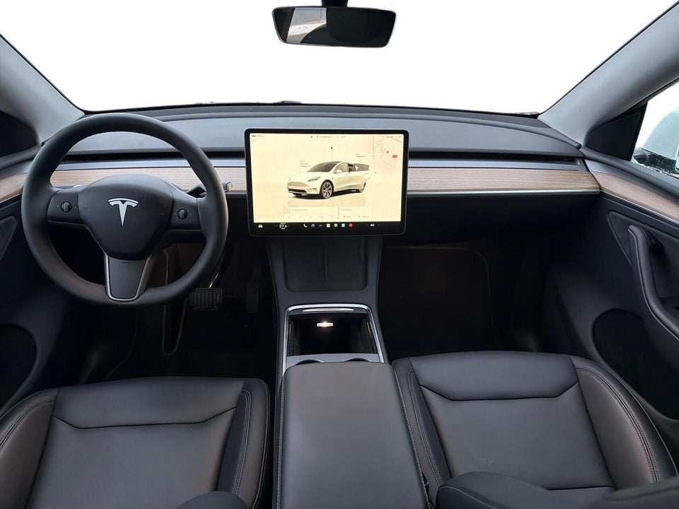 Tesla Model Y Long Range RWD 5d