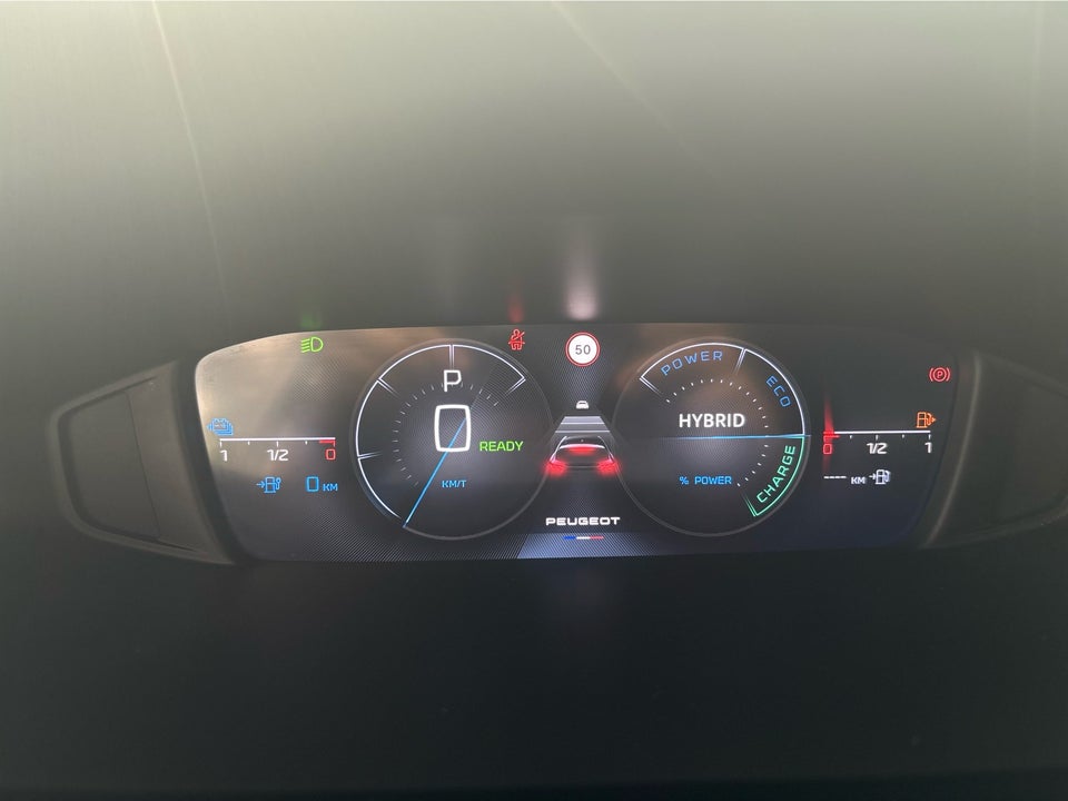 Peugeot 308 1,6 Hybrid First Selection+ EAT8 5d