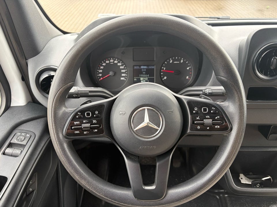 Mercedes Sprinter 317 2,0 CDi A2 Kassevogn aut. RWD