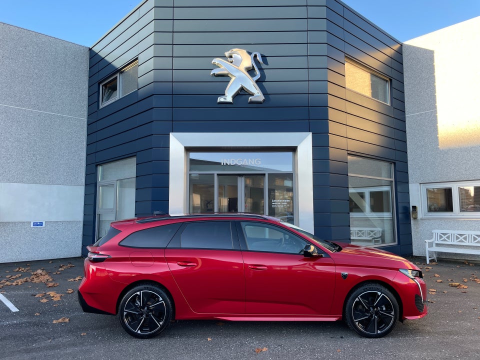 Peugeot e-308 54 GT SW 5d