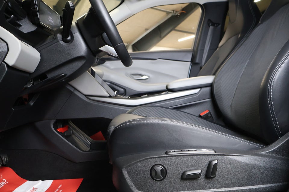 Ford Explorer 77 Select Extended Range 5d