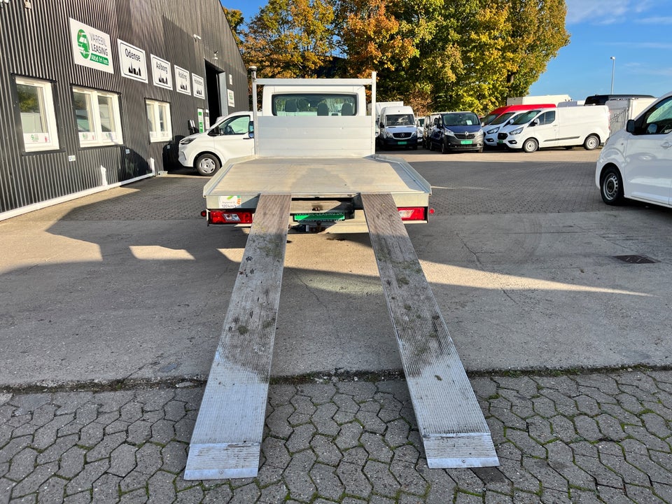 Ford Transit 350 L3 Chassis 2,0 TDCi 130 Autotransporter RWD 2d