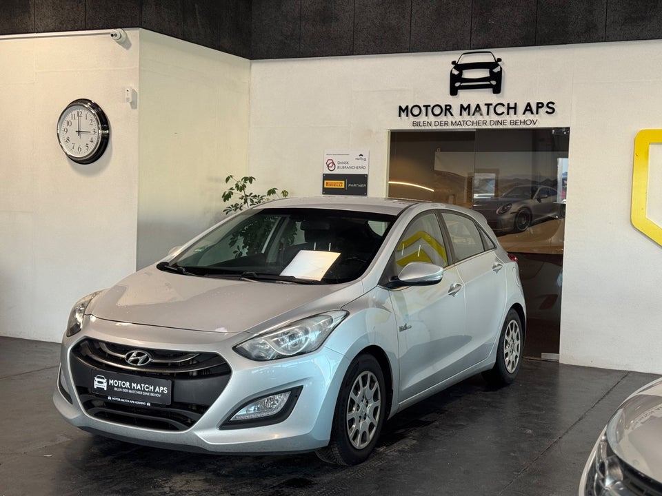 Hyundai i30 1,6 CRDi 110 Style Eco 5d