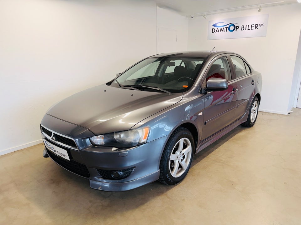 Mitsubishi Lancer 1,8 Invite SportSedan 4d