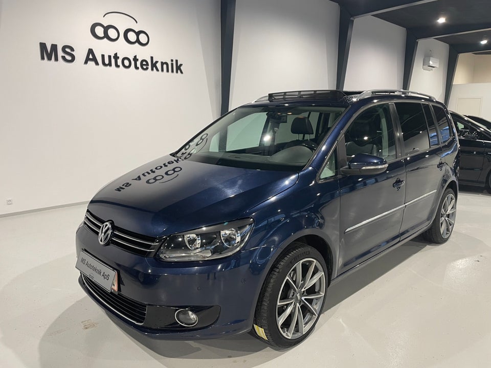 VW Touran 1,6 TDi 105 Highline BMT 7prs 5d