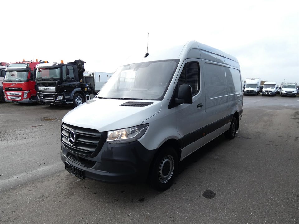 Mercedes Sprinter 319 3,0 CDi A2 Kassevogn aut. RWD