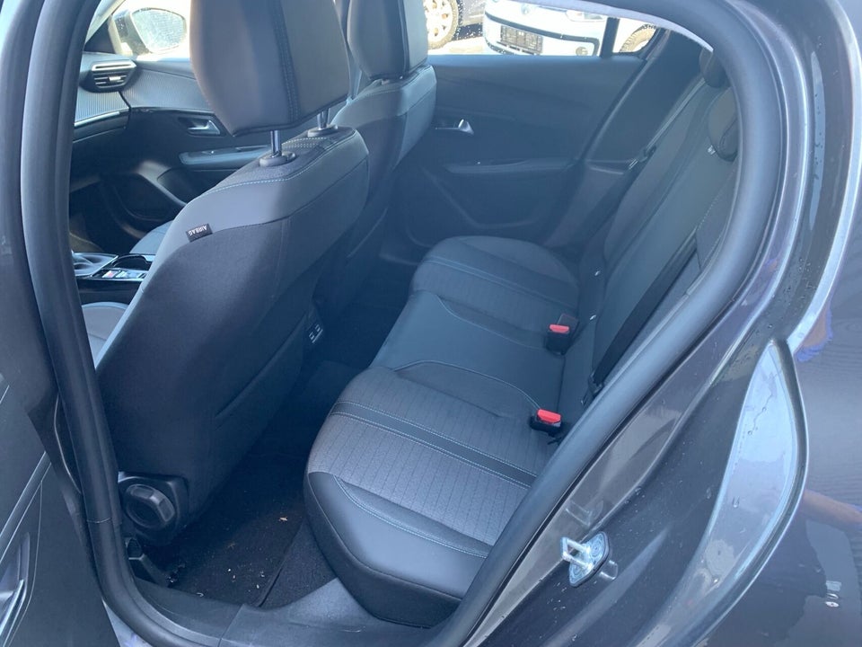 Peugeot 208 1,2 PureTech 100 Vision Sport 5d