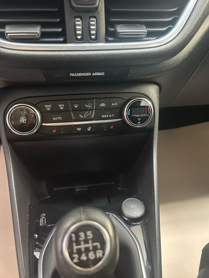 Ford Fiesta 1,5 TDCi 85 Titanium 5d