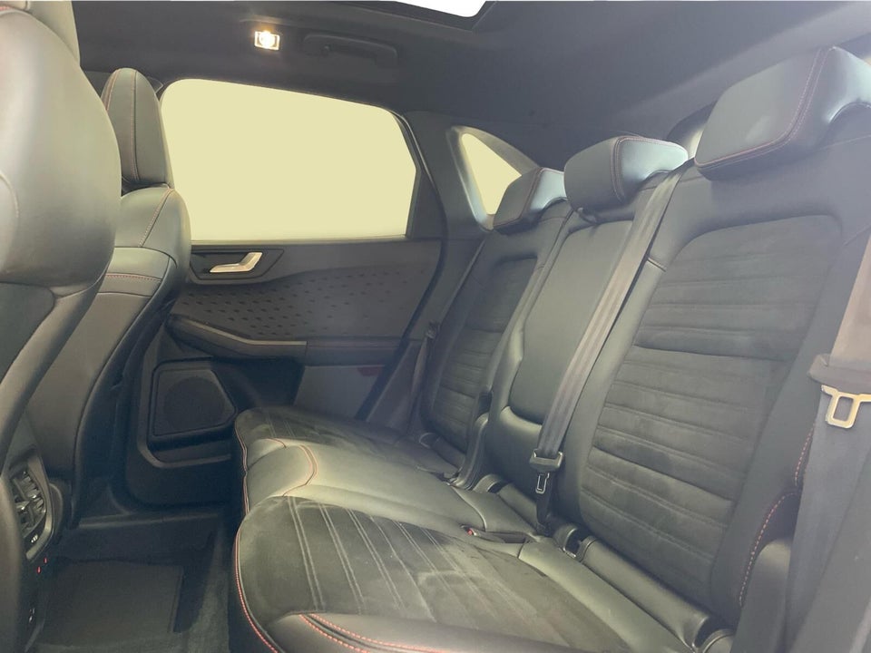 Ford Kuga 2,5 PHEV ST-Line X CVT 5d